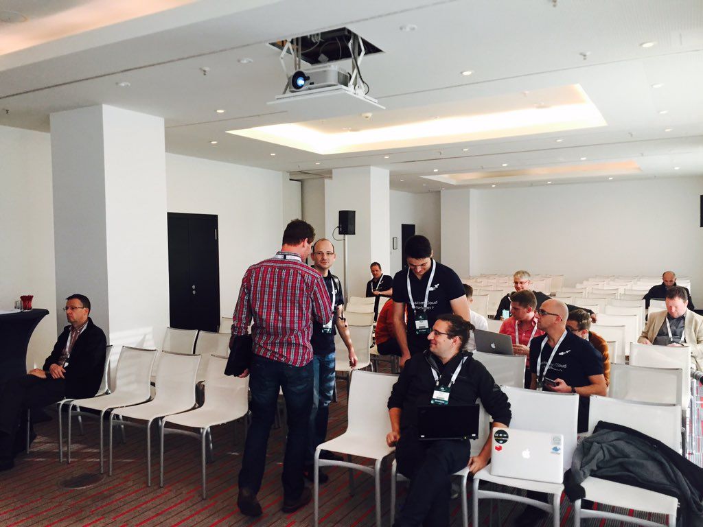 oh my god twitter doesn’t include alt text from images in their API